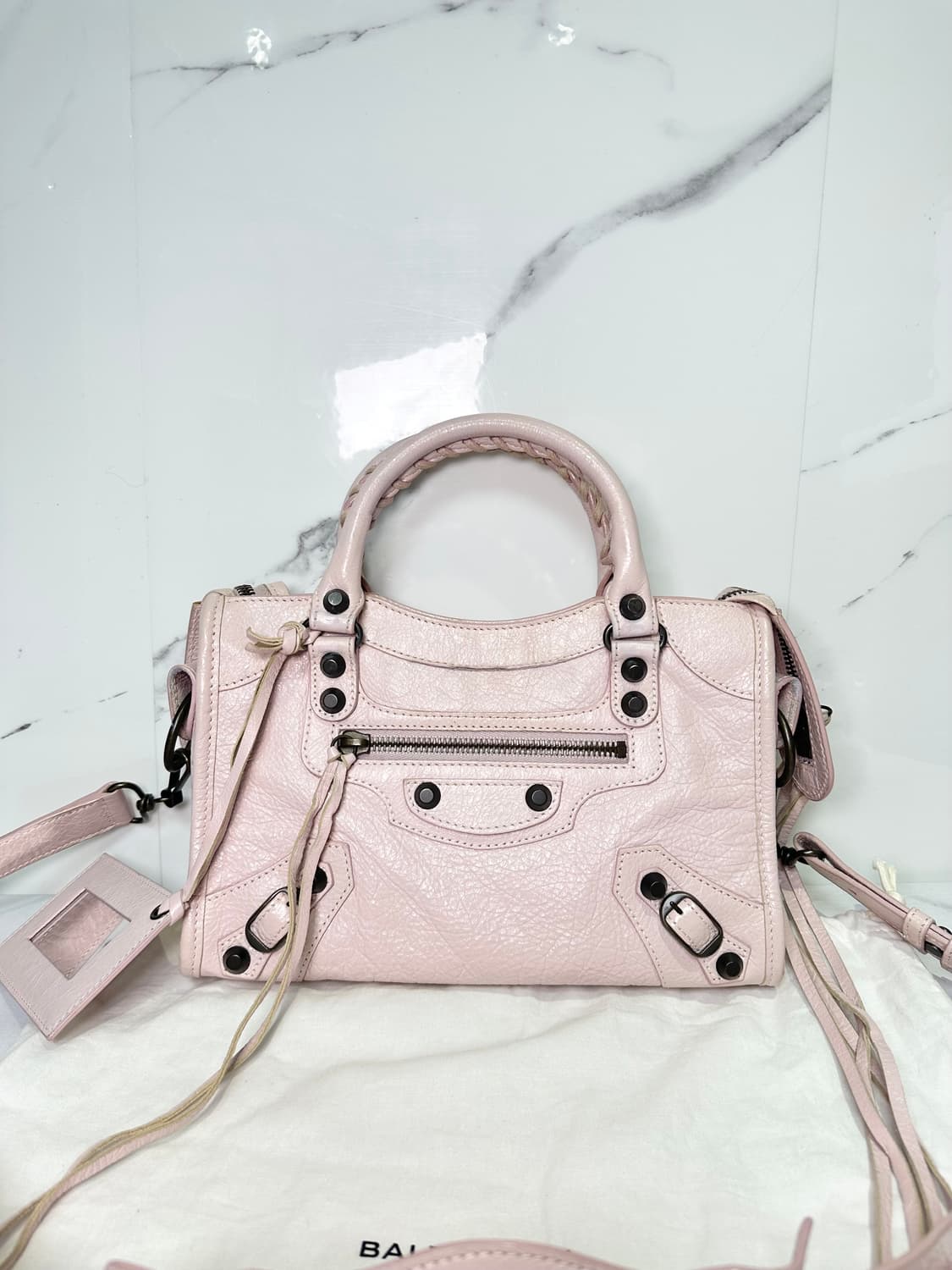 [A+ 정품] 발렌시아가 시티 모터백 미니 연핑크 상품이미지10