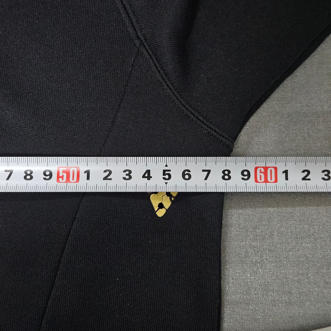 105) 데상트 센터로고 폴리에스터 후드티 상품이미지7