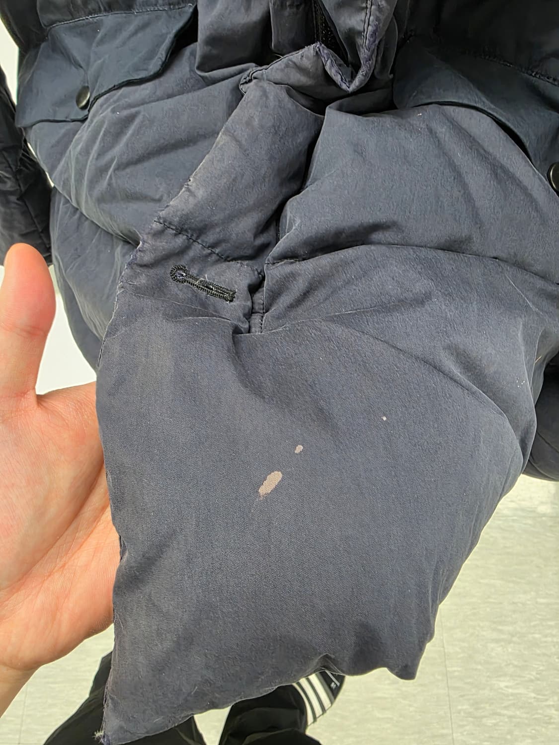 cp 컴퍼니 05CMOW187A 005085G 패딩 52사이즈 상품이미지6