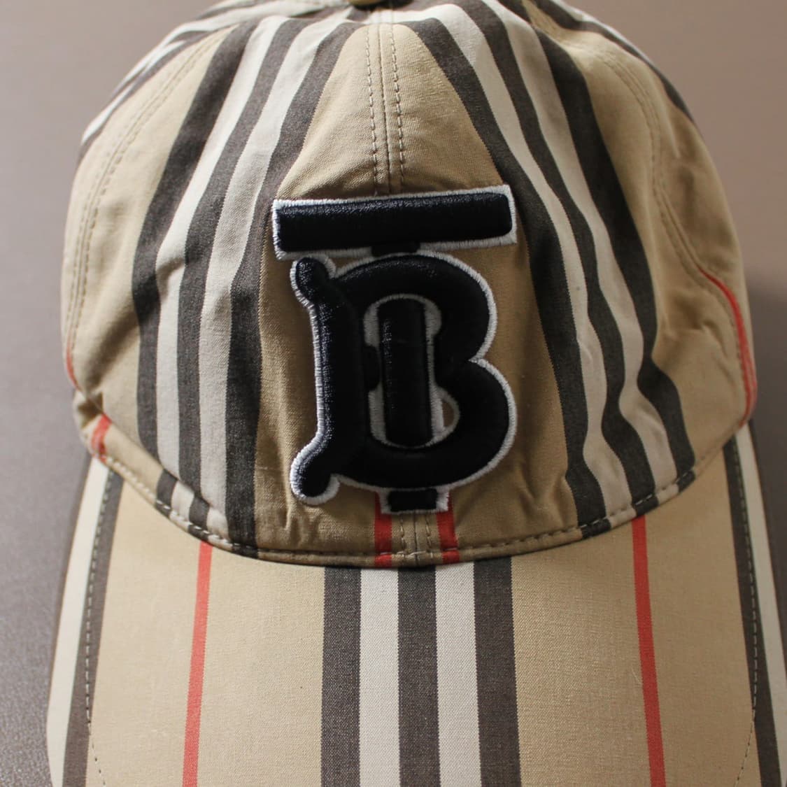 Burberry 버버리 TB 모노그램 아이콘 스트라이프 볼캡 상품이미지3