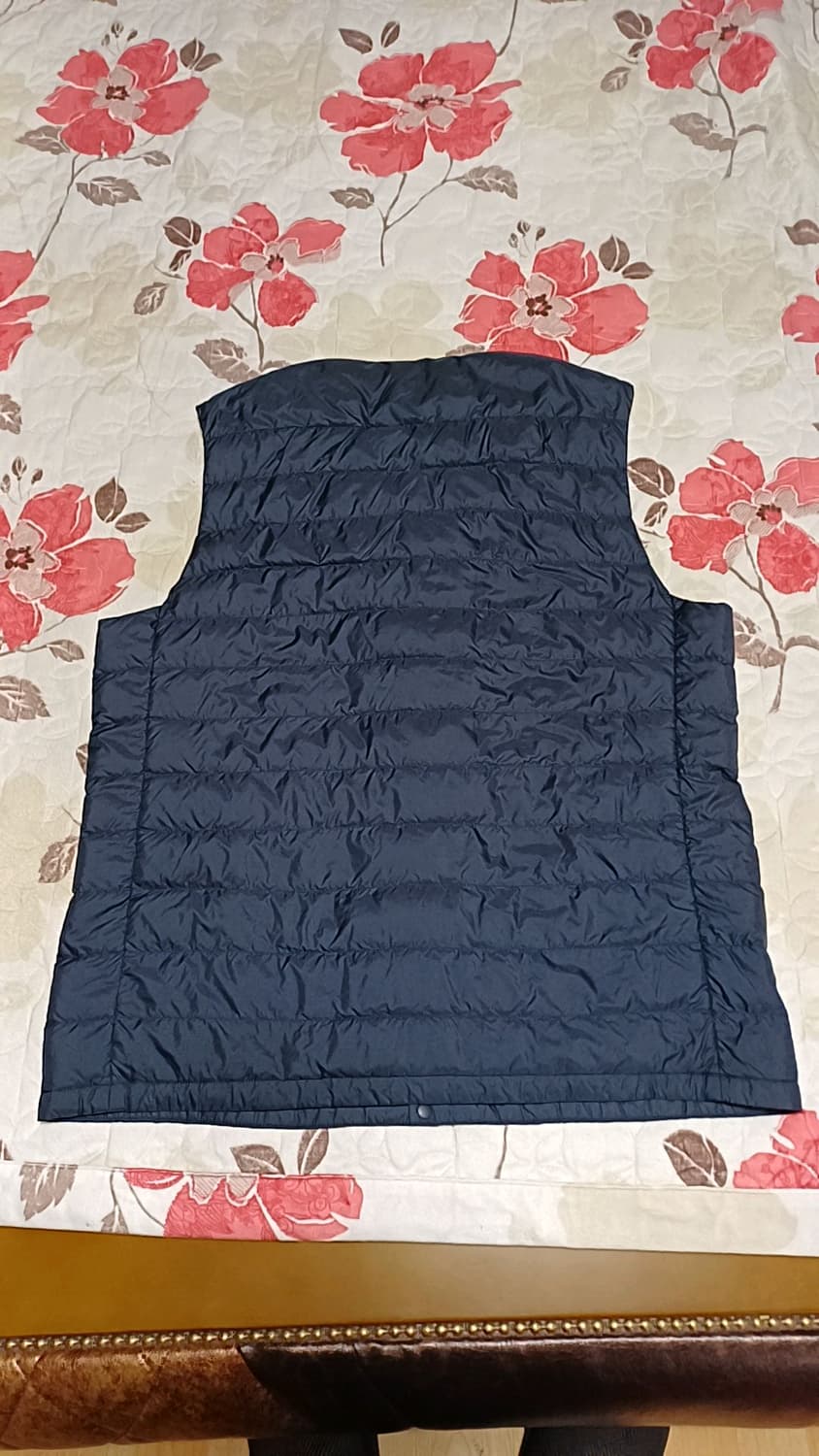 유니클로 오리털 초경량조끼 XL 가슴57 기장70 상품이미지3