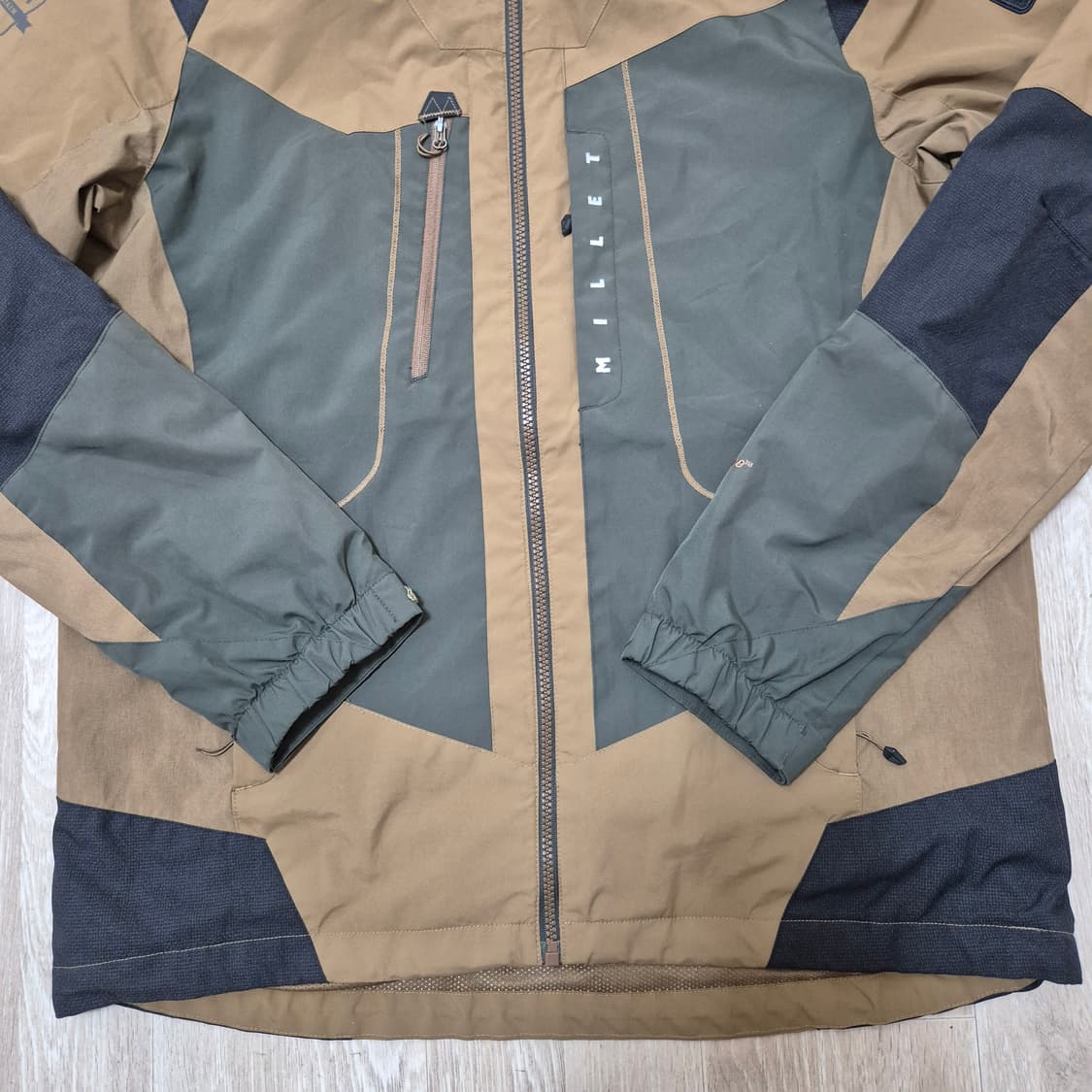 밀레 남성 아웃도어 기능성 바람막이 자켓 상품이미지3