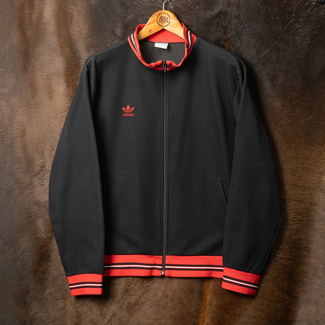 [105] 80s 아디다스 by 데상트 ATS-202 트랙탑 블랙  상품이미지1