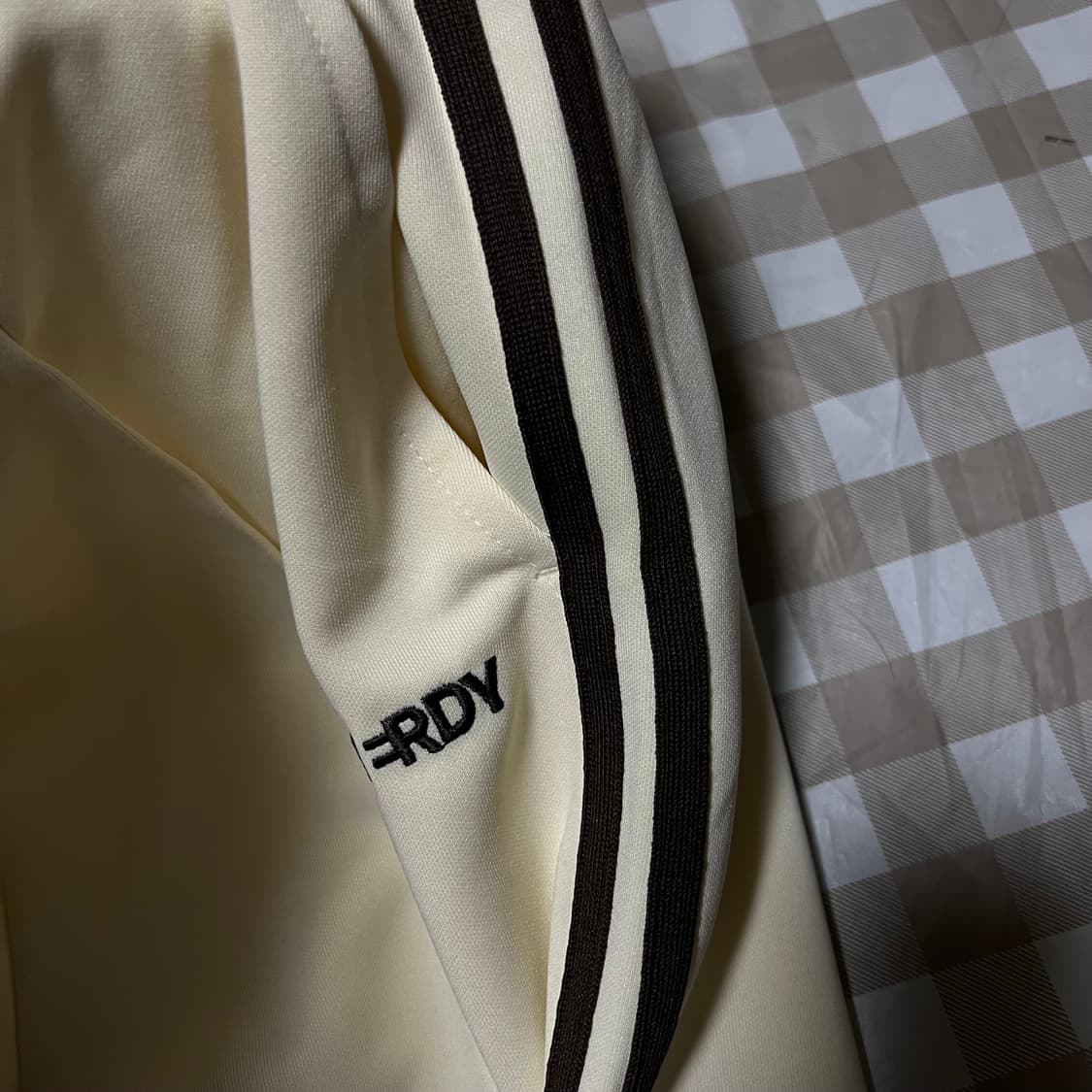 널디 아이보리 브라운 팬츠 S 트랙 스웻 팬츠 사이드라인 옆줄 상품이미지3