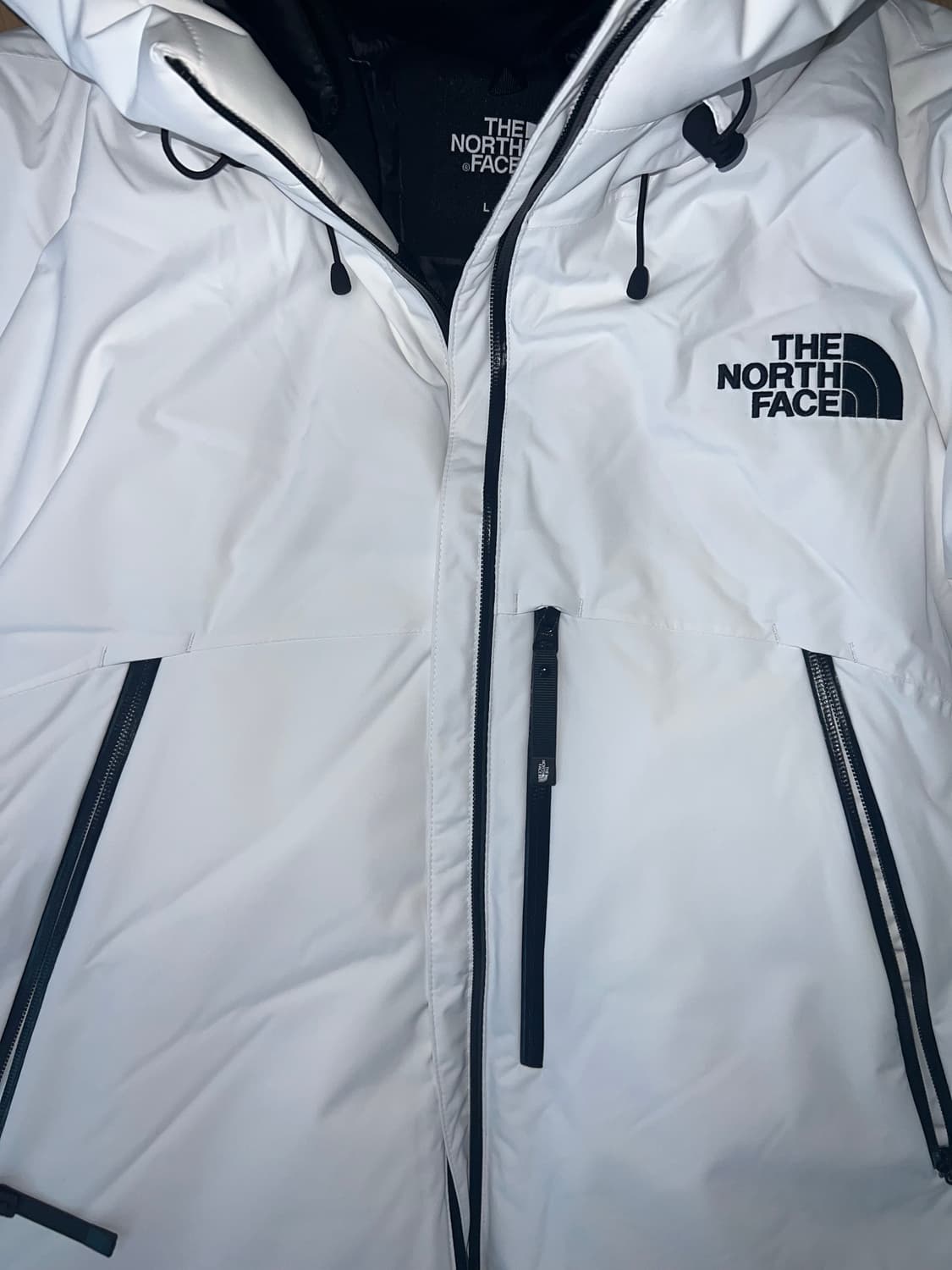 노스페이스 패딩 RDS dryvent 화이트 상품이미지4