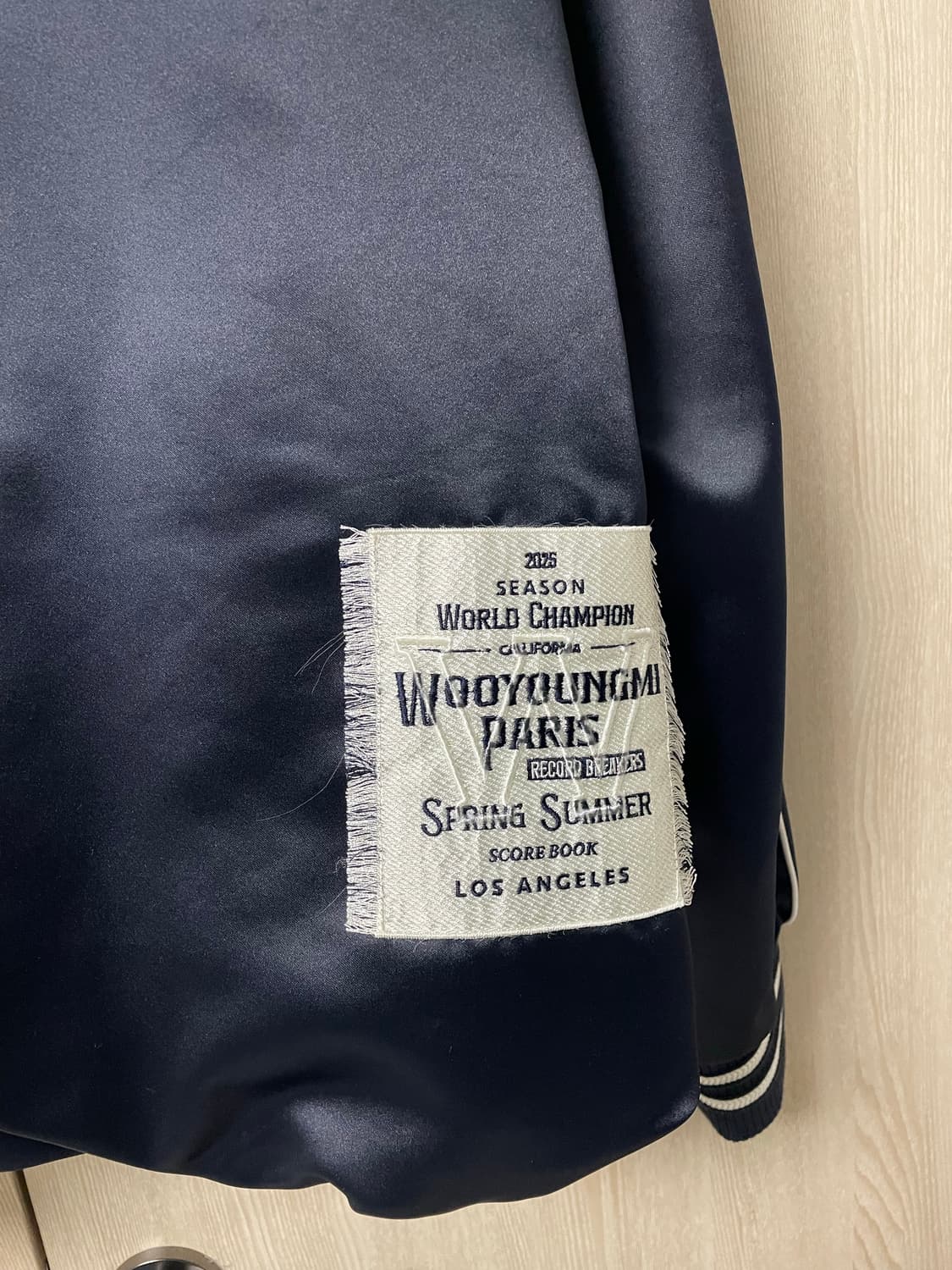 50사이즈 새상품, 우영미 25ss 네이비 자수 바시티 상품이미지4