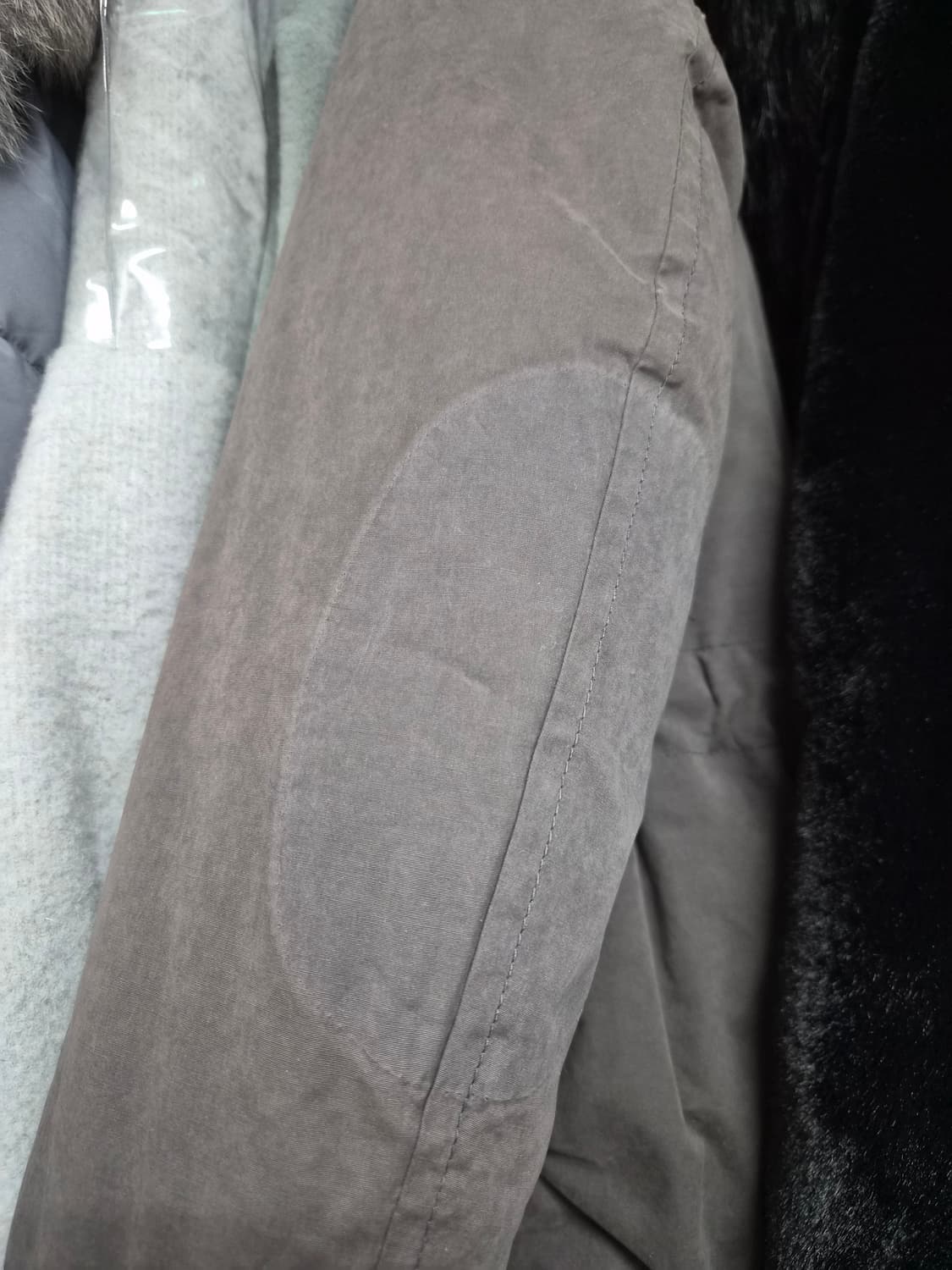 산드로 구스야상 패딩 상품이미지8