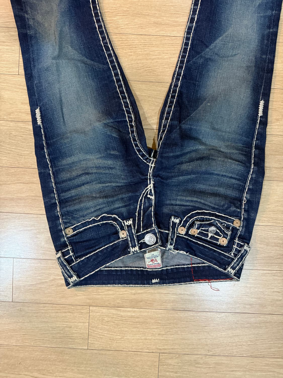 트루릴리젼 부츠컷 데님 팝니다 상품이미지2