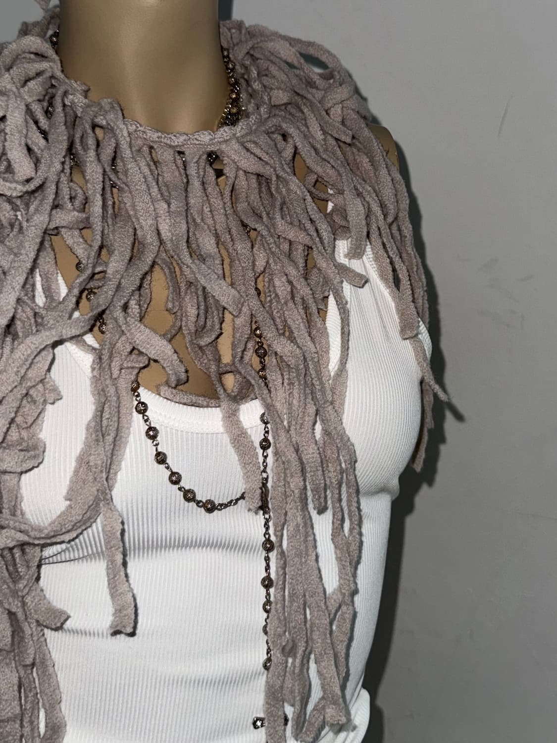 애쉬 그런지 프린지 머플러 상품이미지1