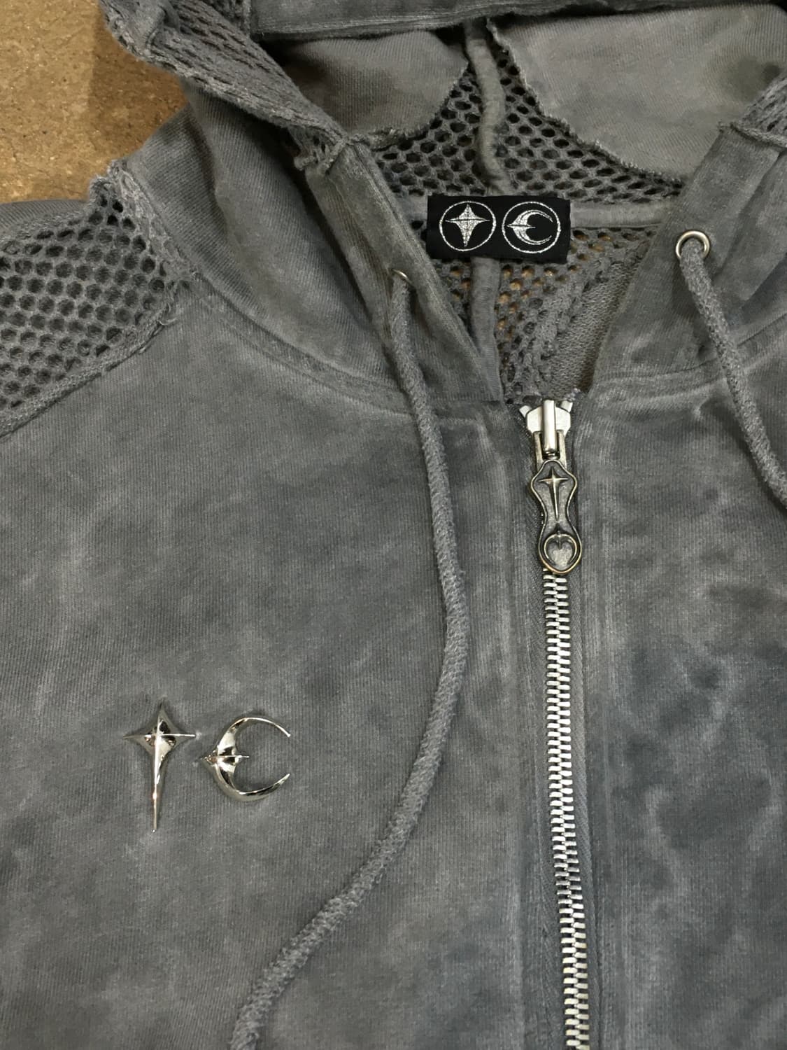 Thugclub 떠그클럽 댐 집업 그레이 상품이미지4