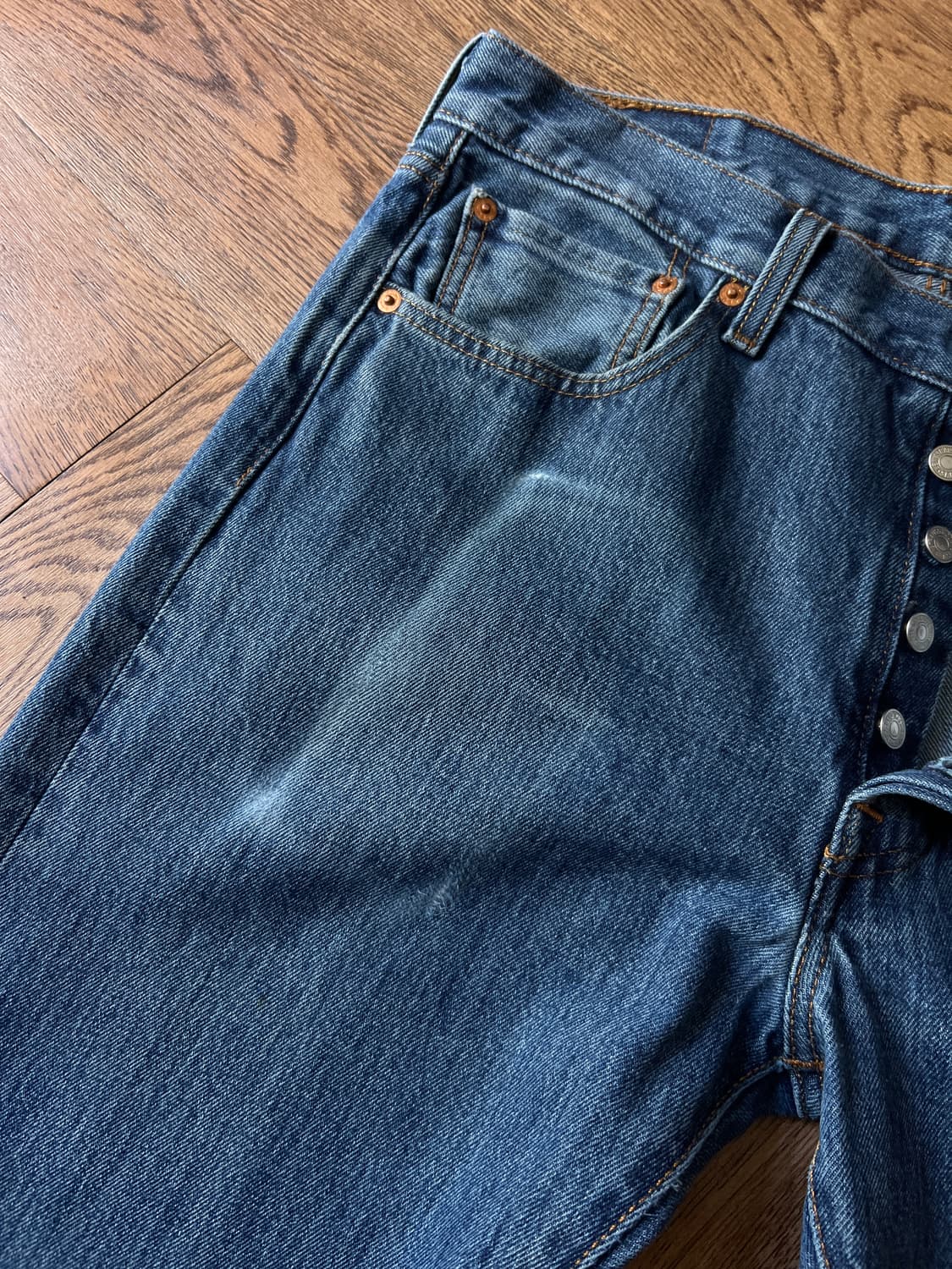 [32]리바이스 501 미디엄블루 워싱 스트레이트 데님 팬츠 상품이미지4