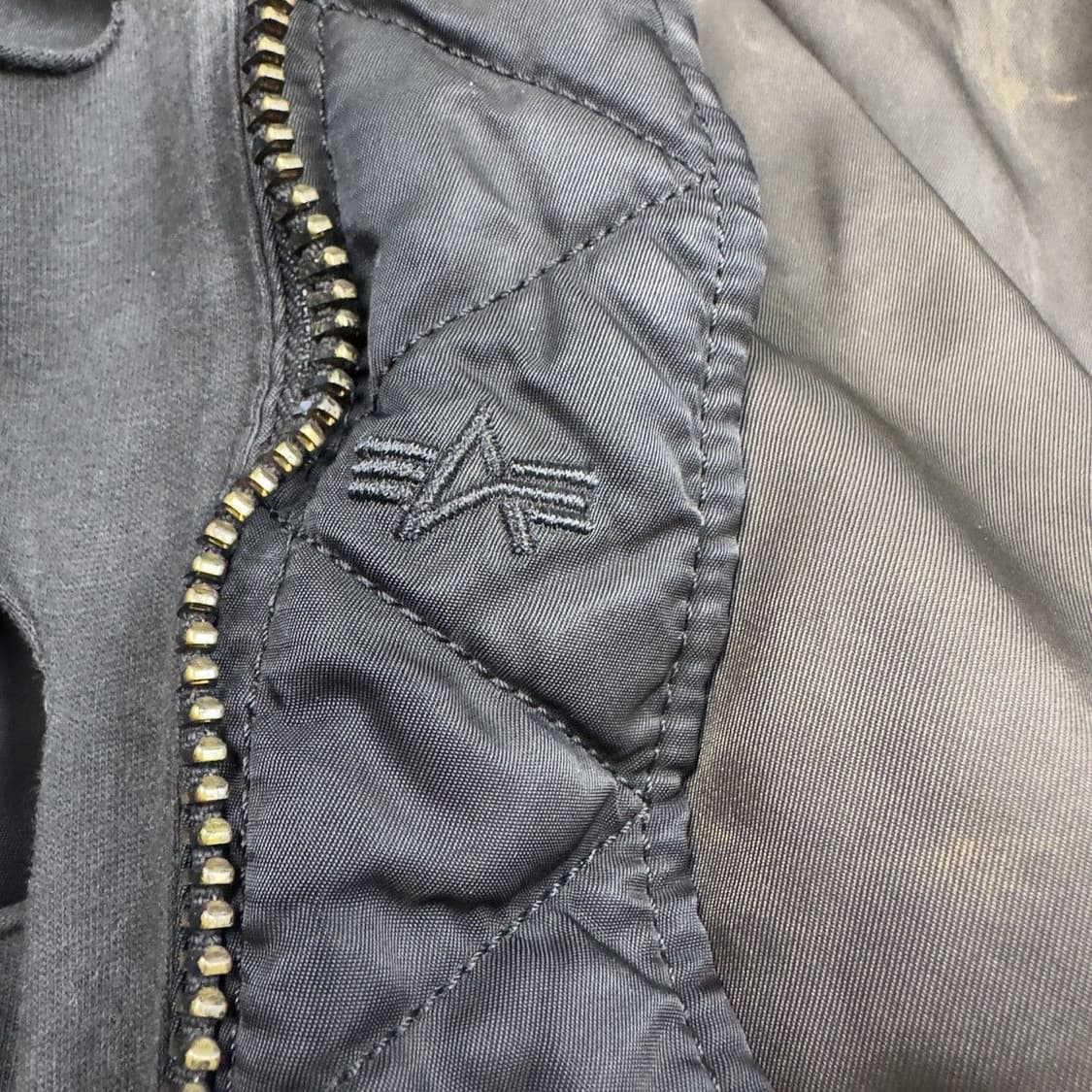 알렉산더 디제노바 ma-1 봄버 alexander digenova 상품이미지4