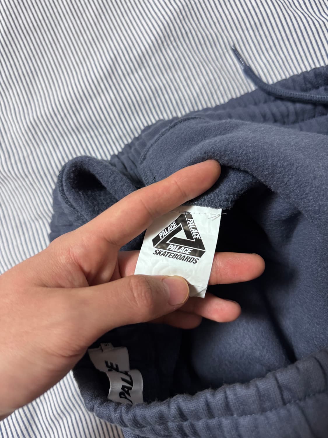 팔라스 24ss 베이지컬리 어 조거 네이비 S 상품이미지8