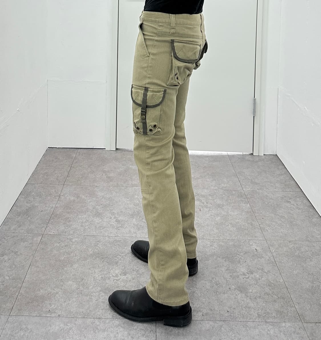JPN Eyelet Detail Cargo Pants 상품이미지1