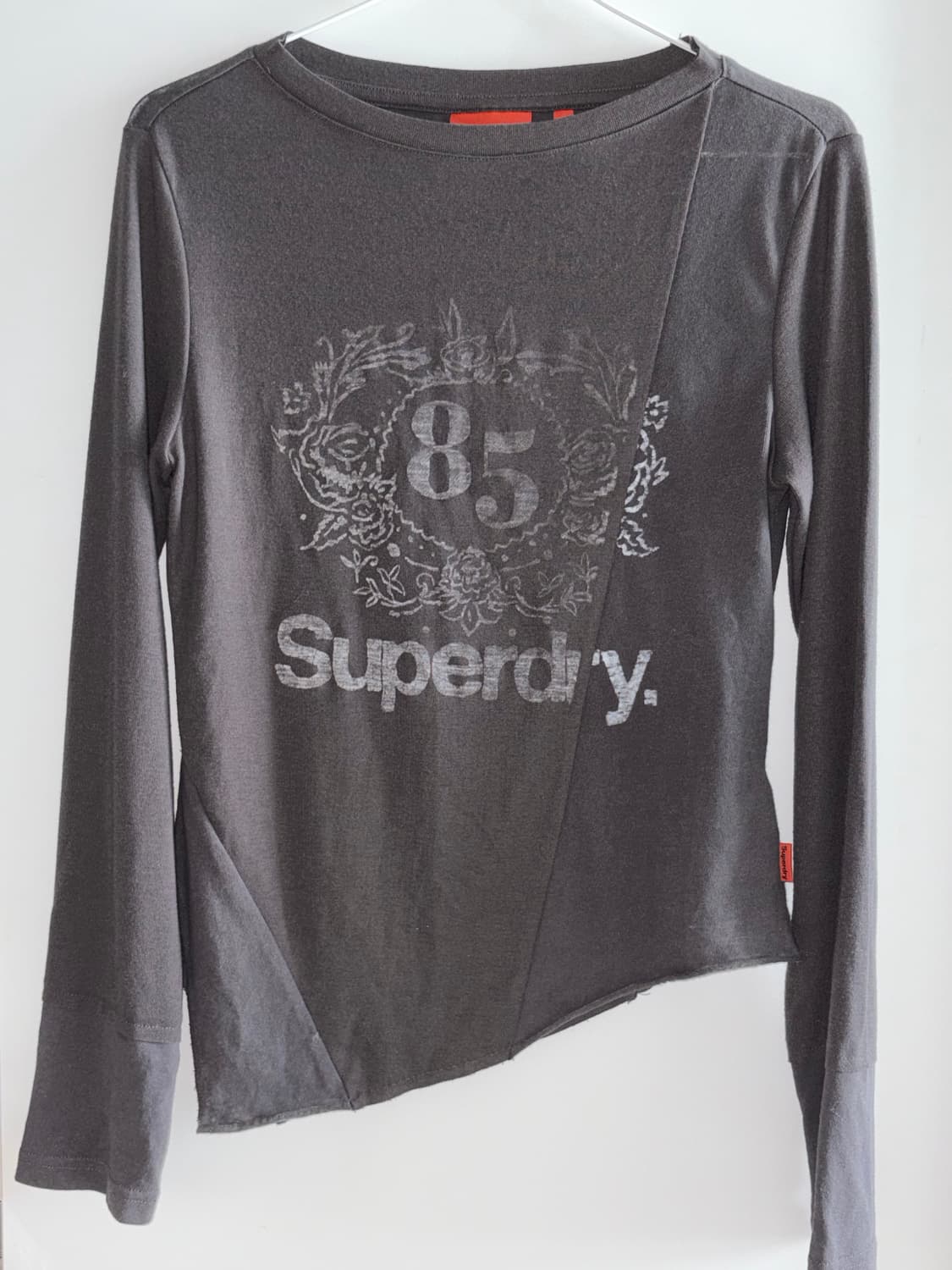 superdry 슈퍼드라이 w cutting 롱슬리브 차콜 상품이미지1