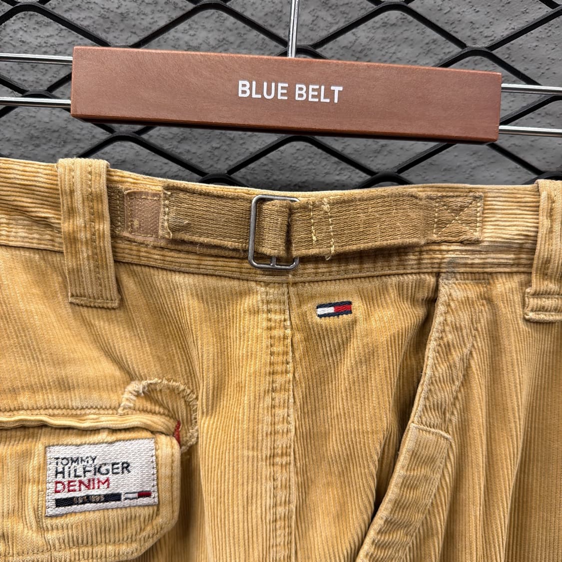 타미힐피거 코듀로이 워크팬츠 카고포켓 비조 디테일 카멜 상품이미지9