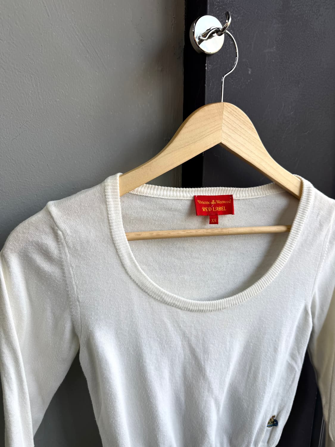 XS/ 비비안웨스트우드 ORB로고 유넥 니트 상품이미지3