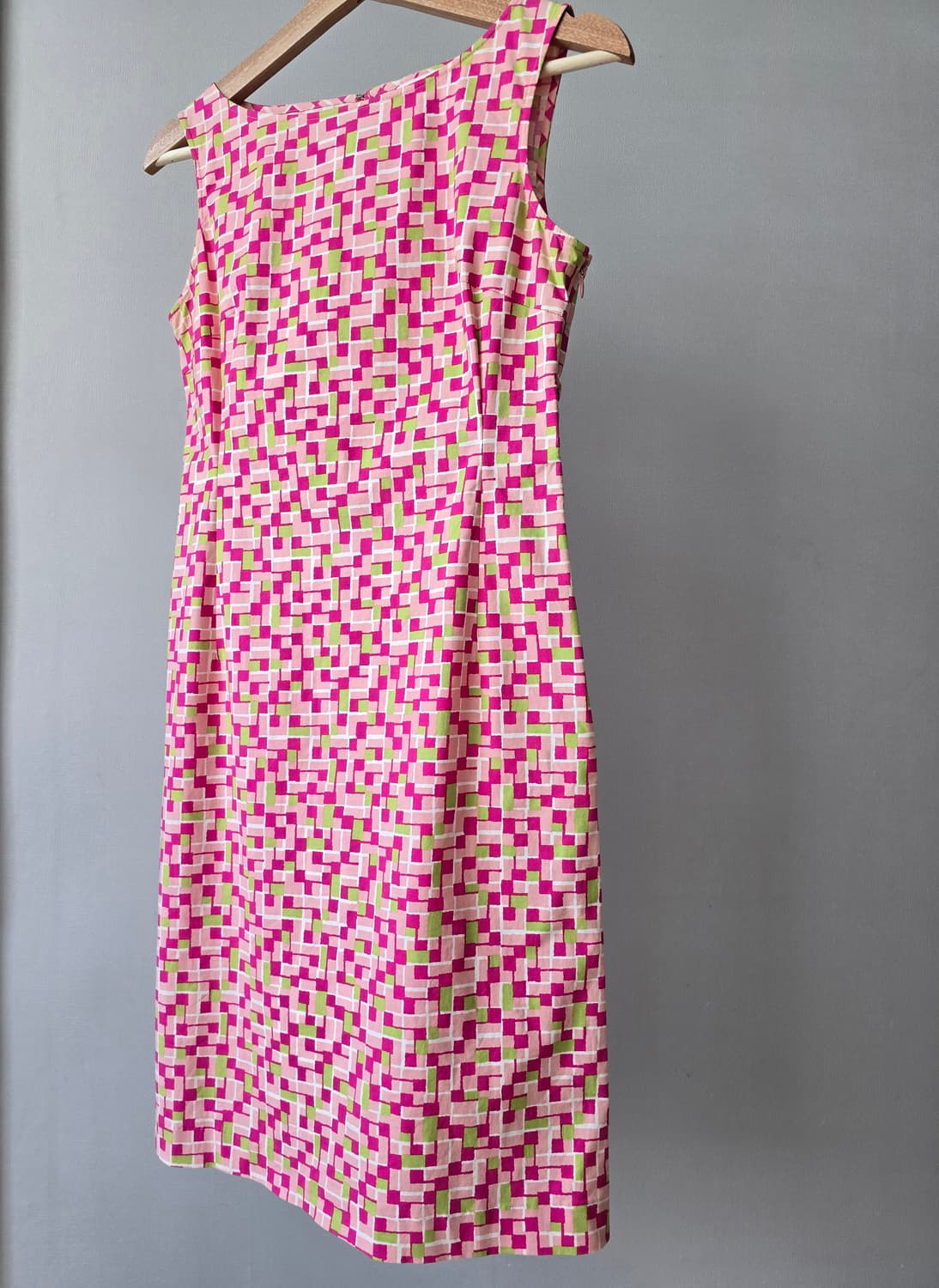 나이스클랍 레트로 패턴 슬리브리스 원피스 상품이미지3