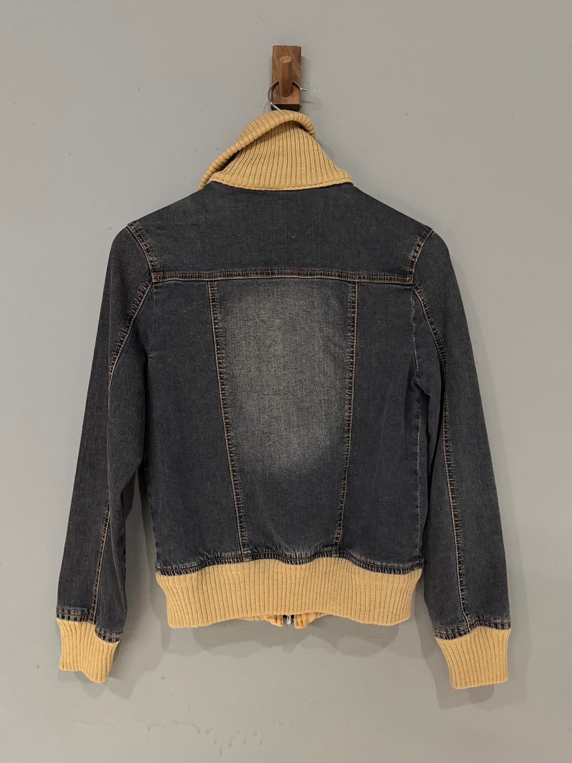 high-neck washing denim jacket 상품이미지10