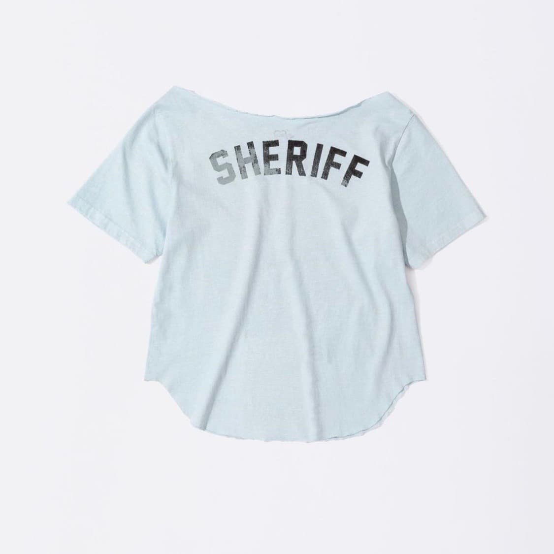 윈터, 백지헌 착용) 스컬프터 쉐리프 컷아웃 티 미스티블루 상품이미지2