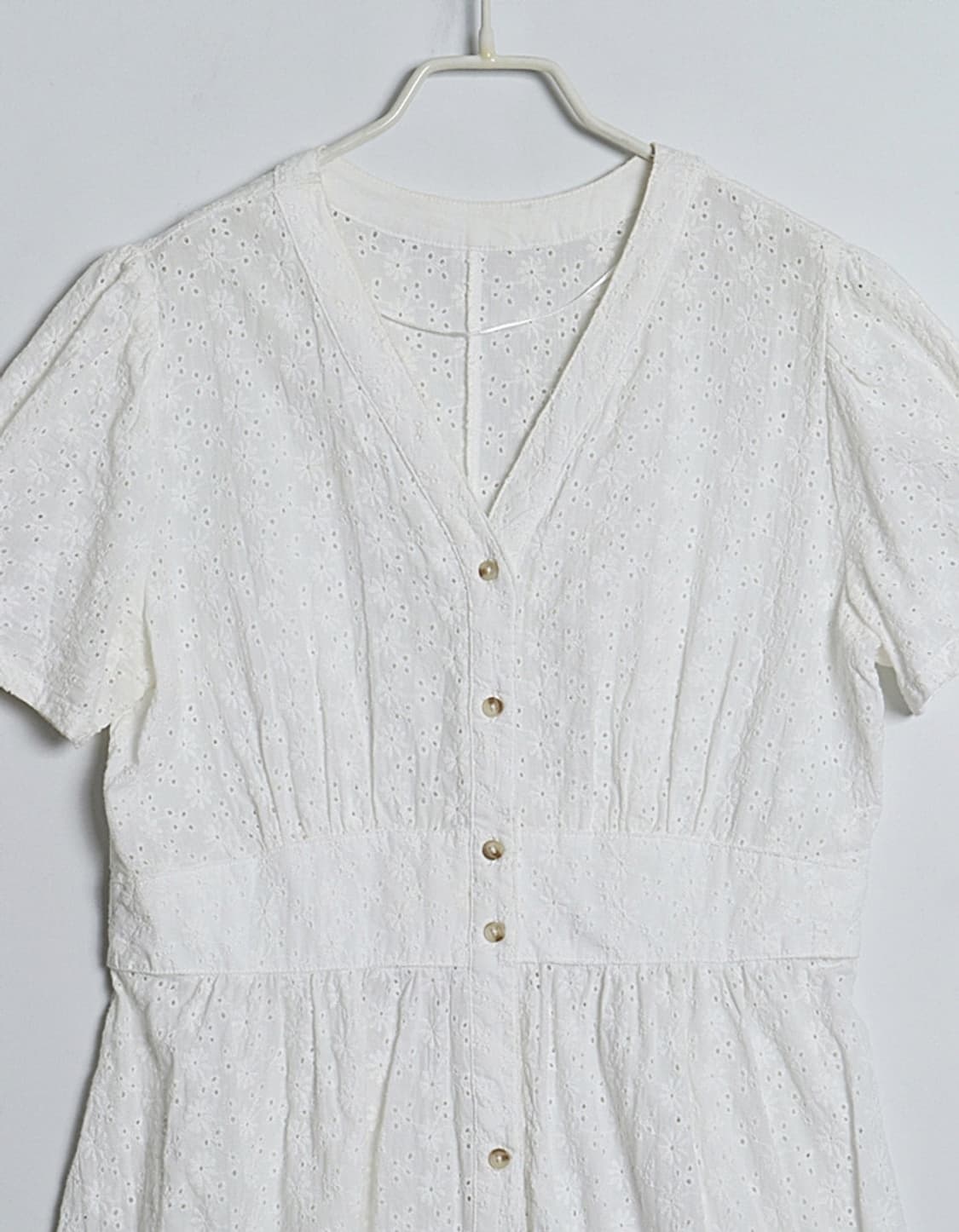 G U Eylet Lace One-Piece 상품이미지2