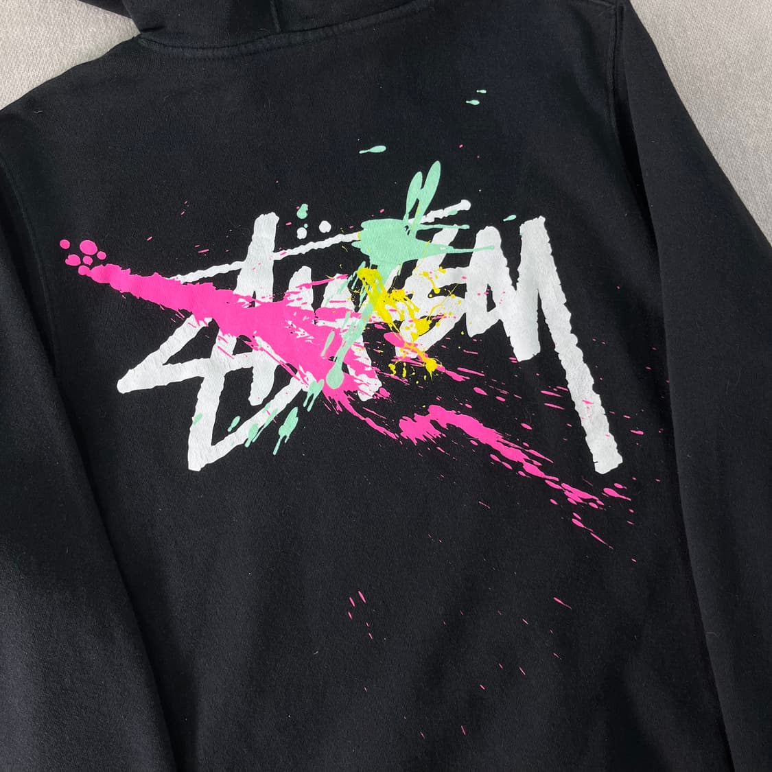 100 스투시 페인트 스플래터 로고 후드티 상품이미지7