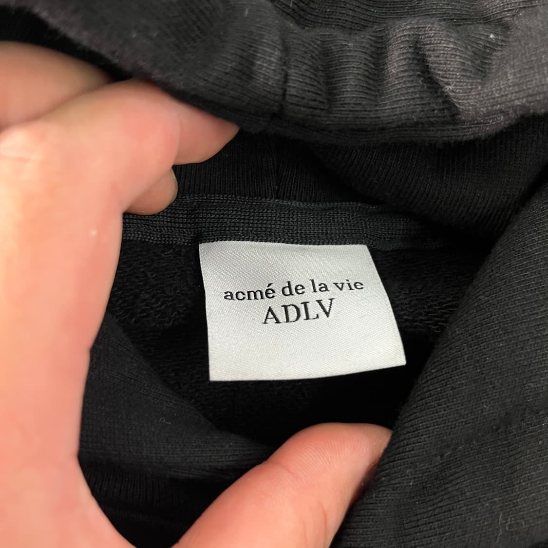 100 아크메드라비 후드티 상품이미지4