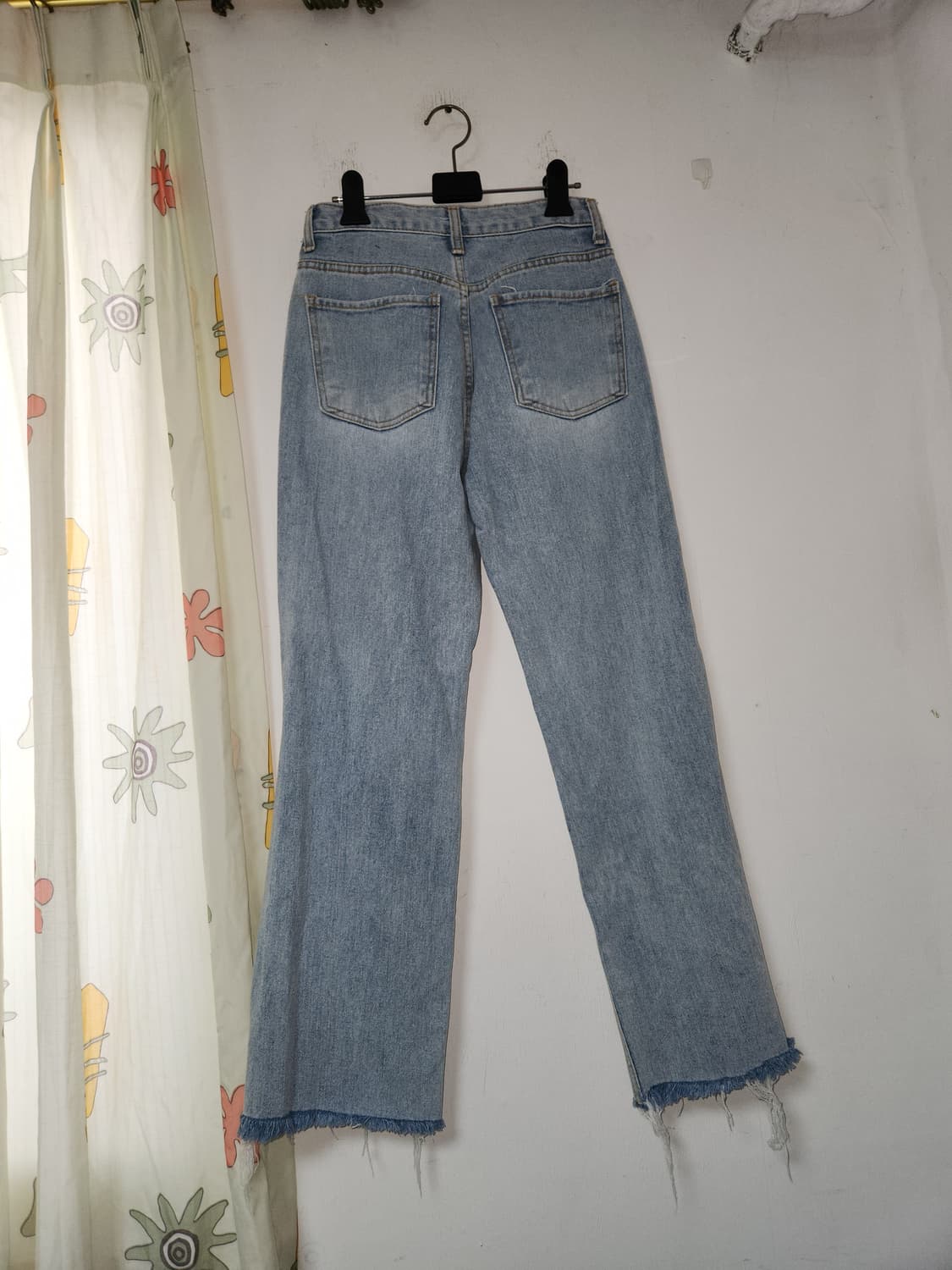 찢어진 청바지 데님 팬츠. S 상품이미지2