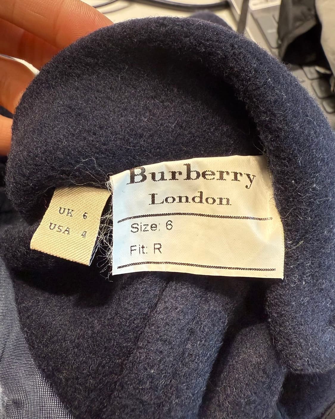 버버리 네이비 더플 하프 코트  상품이미지10