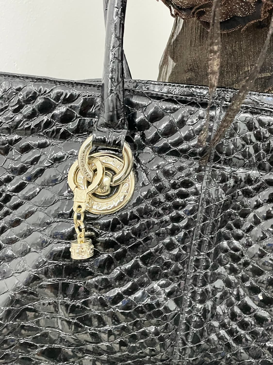 메트로시티 금장 갸루 페이던트 토트백  상품이미지2