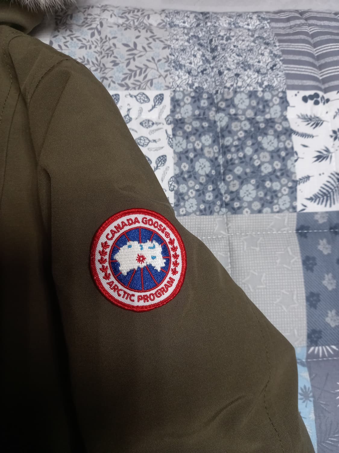 캐나다구스 여성 패딩 파카  xs(44~55) 상품이미지2