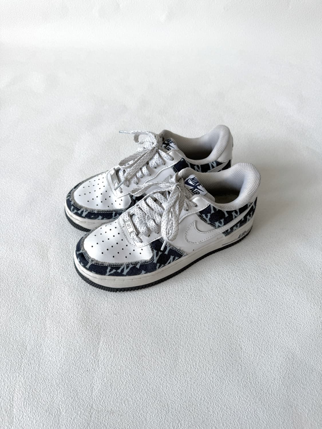 [235]나이키(NIKE) NY 모노그램 에어포스1 로우 상품이미지4