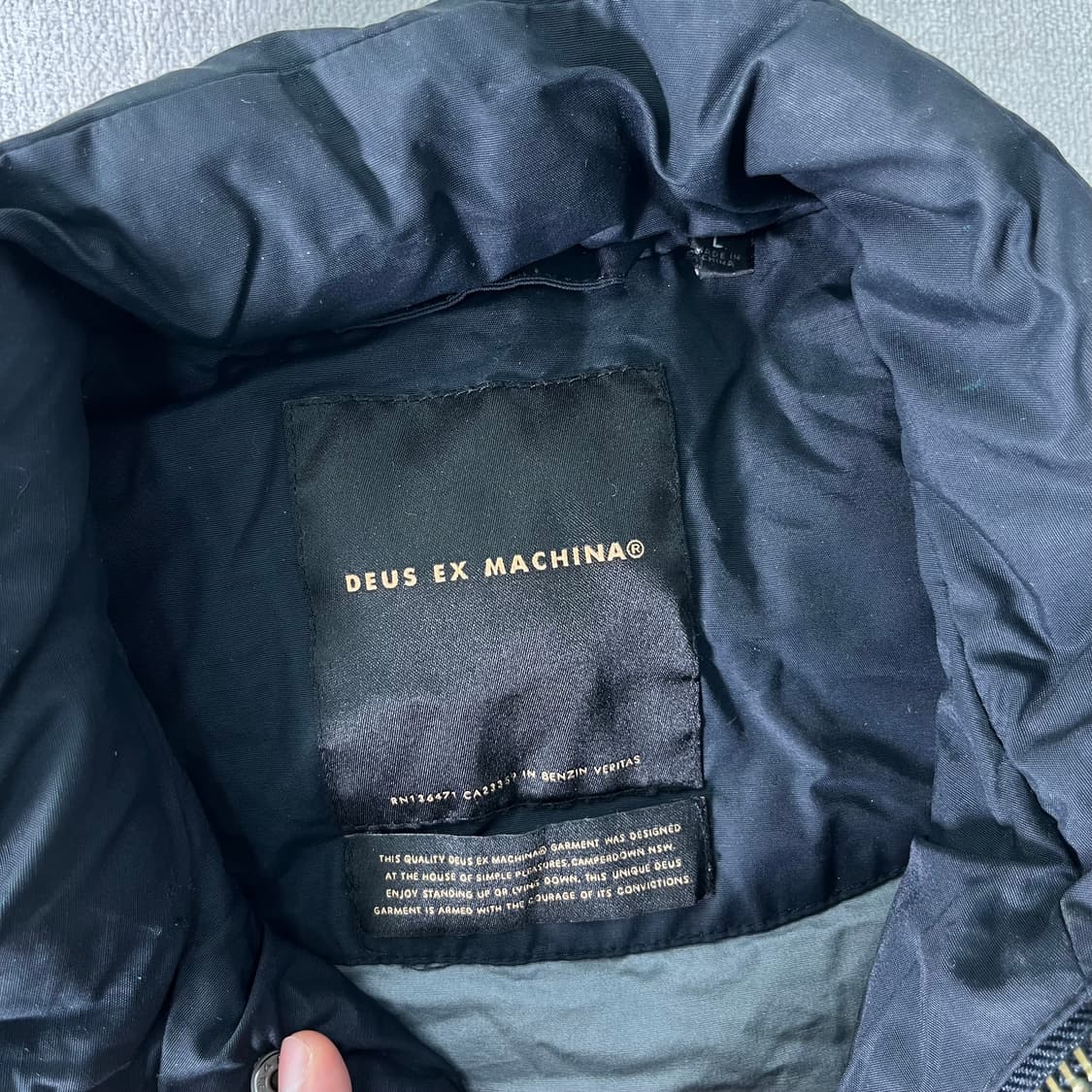 100 데우스엑스마키나 푸퍼 패딩 조끼 상품이미지2