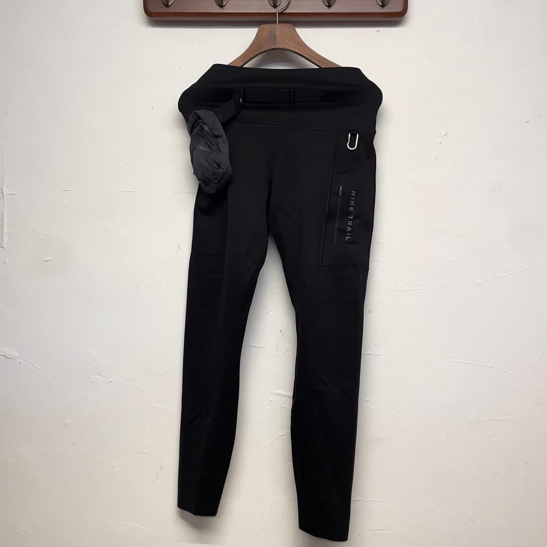 나이키 (우먼) 러닝 트레일 서포트 포켓 레깅스 상품이미지1