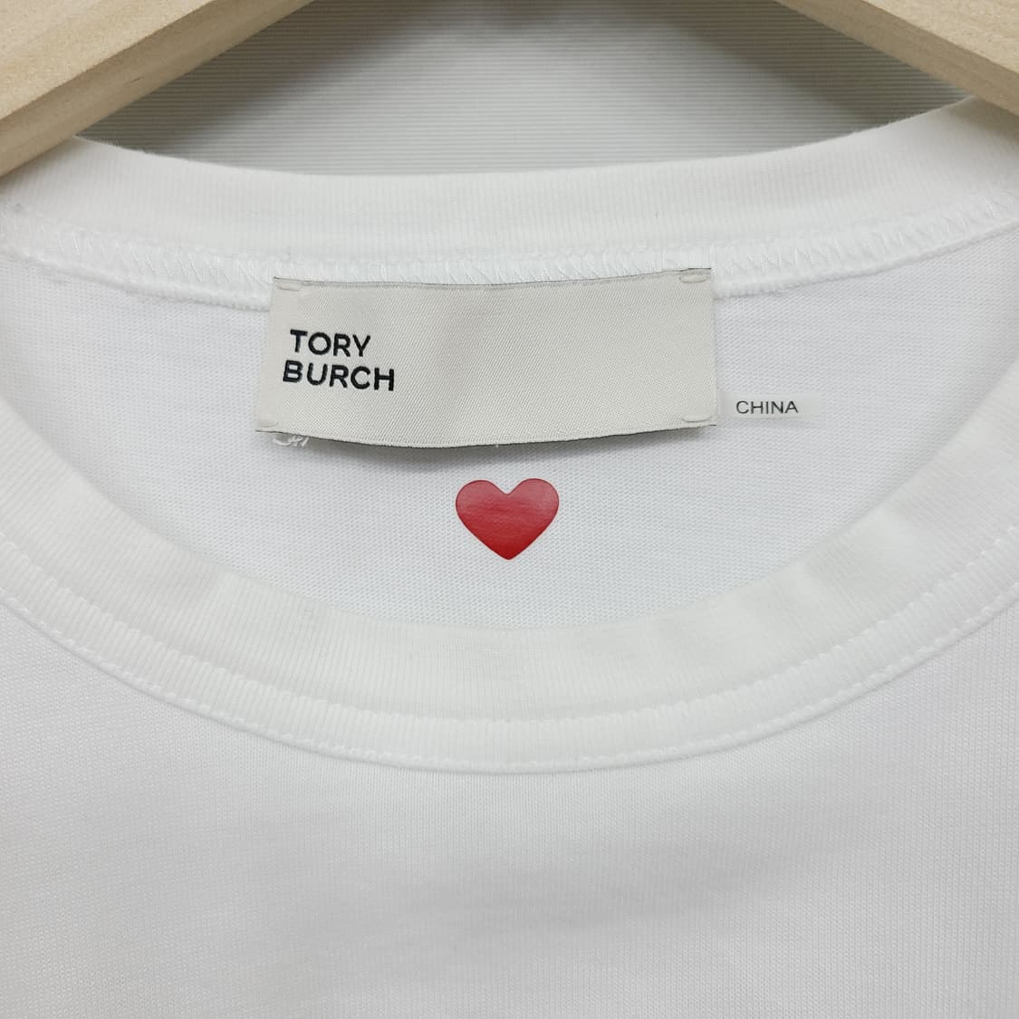 정품 토리버치 하트 자수 로고 반팔 티셔츠 (M) 상품이미지6