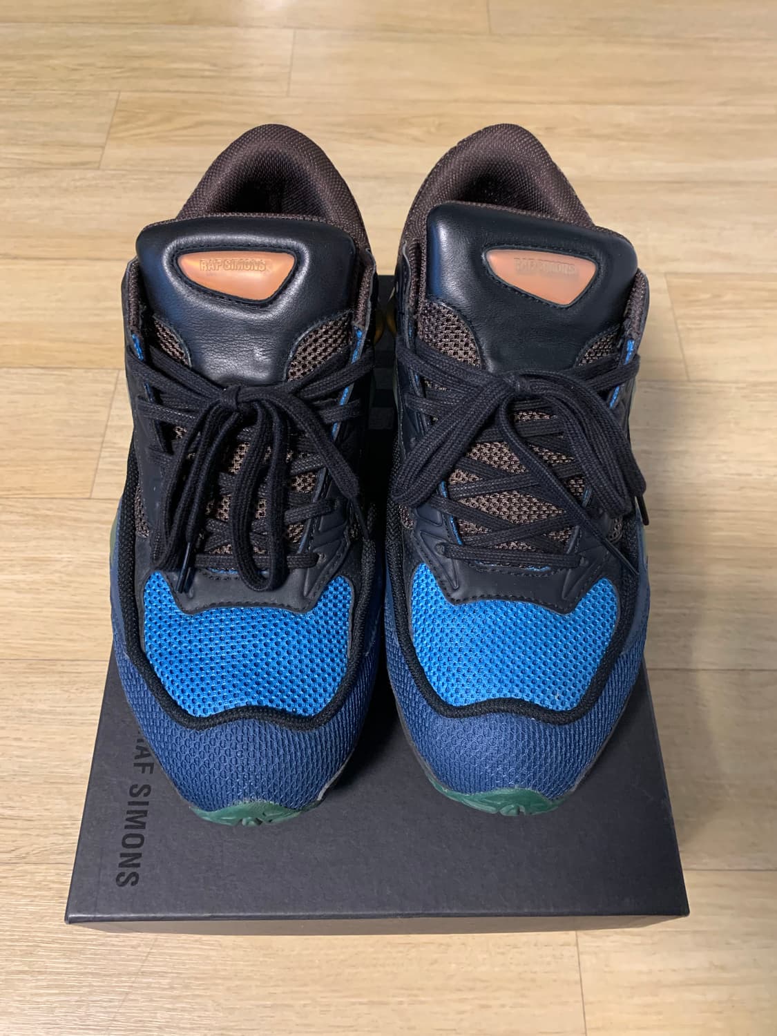 [285] 라프시몬스 X 오즈위고2 상품이미지1