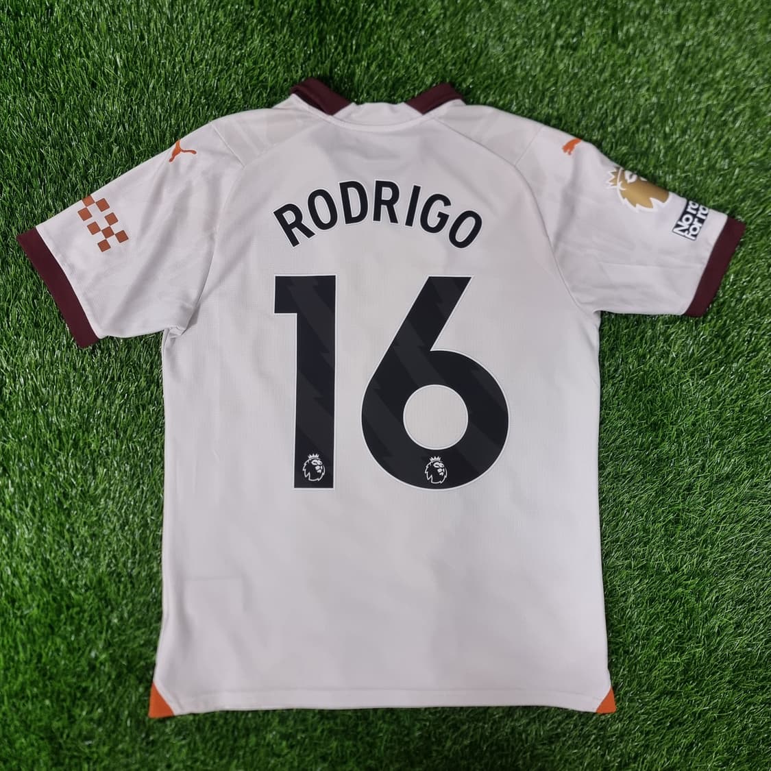 23-24시즌 맨체스터 시티 어웨이 유니폼 #16 로드리 상품이미지1