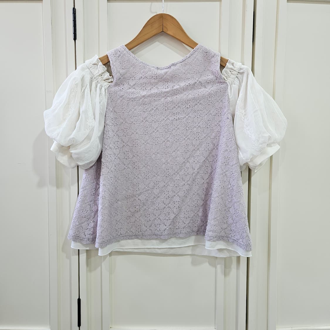 엑시즈팜 포에틱 오프숄더 레이스 블라우스 상품이미지5