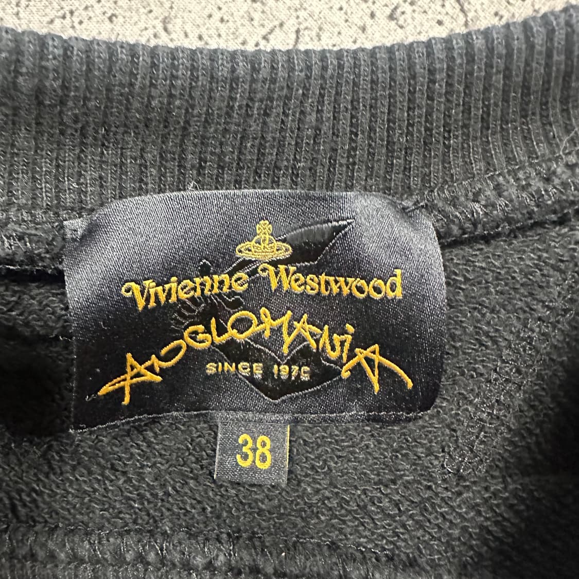 ✨ (바배) 비비안 웨스트우드 코튼 스웻셔츠 블랙 크롭 맨투맨  상품이미지3