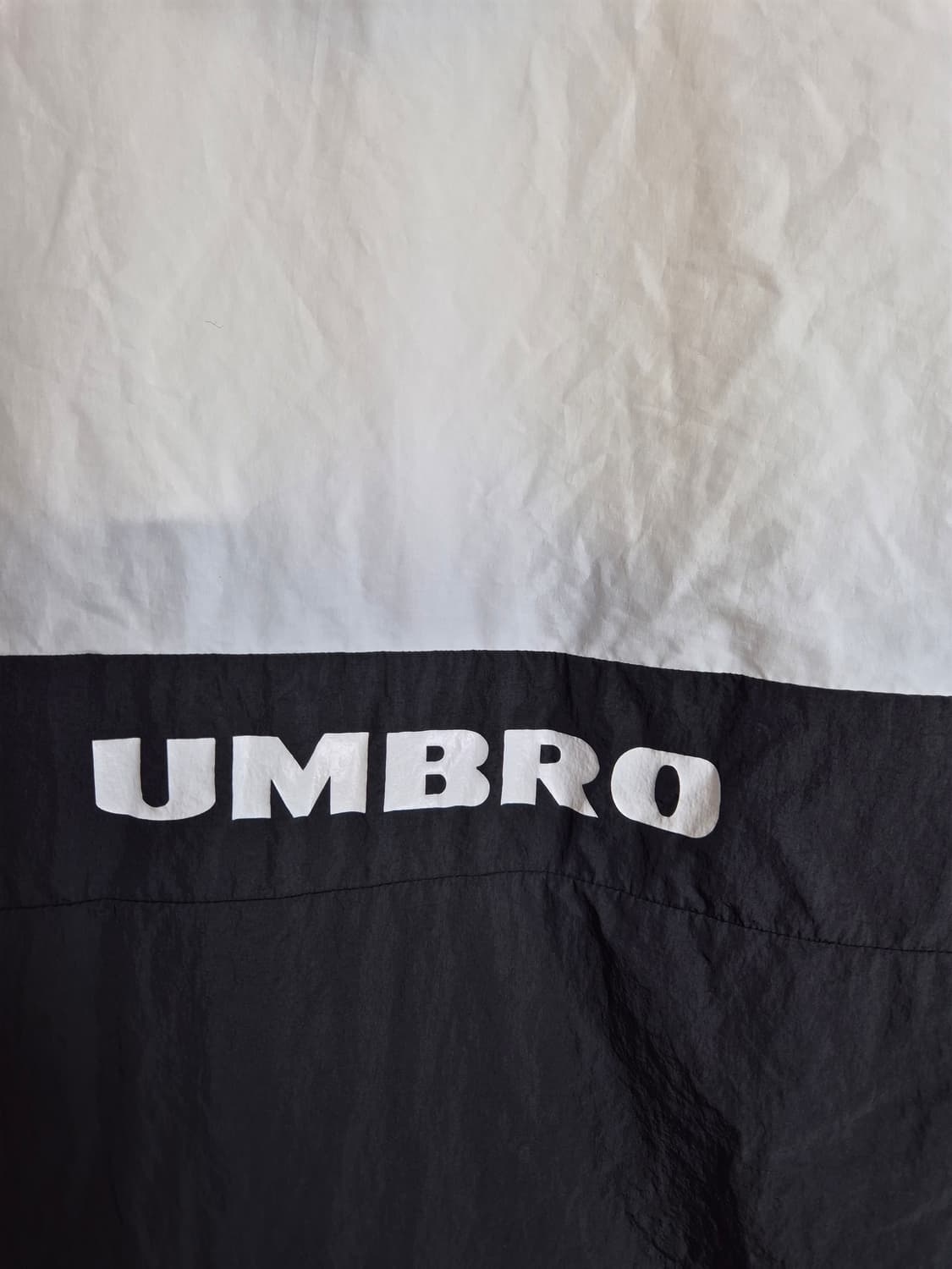 110 )엄브로 화이트 블랙 바람막이 아노락 상품이미지3