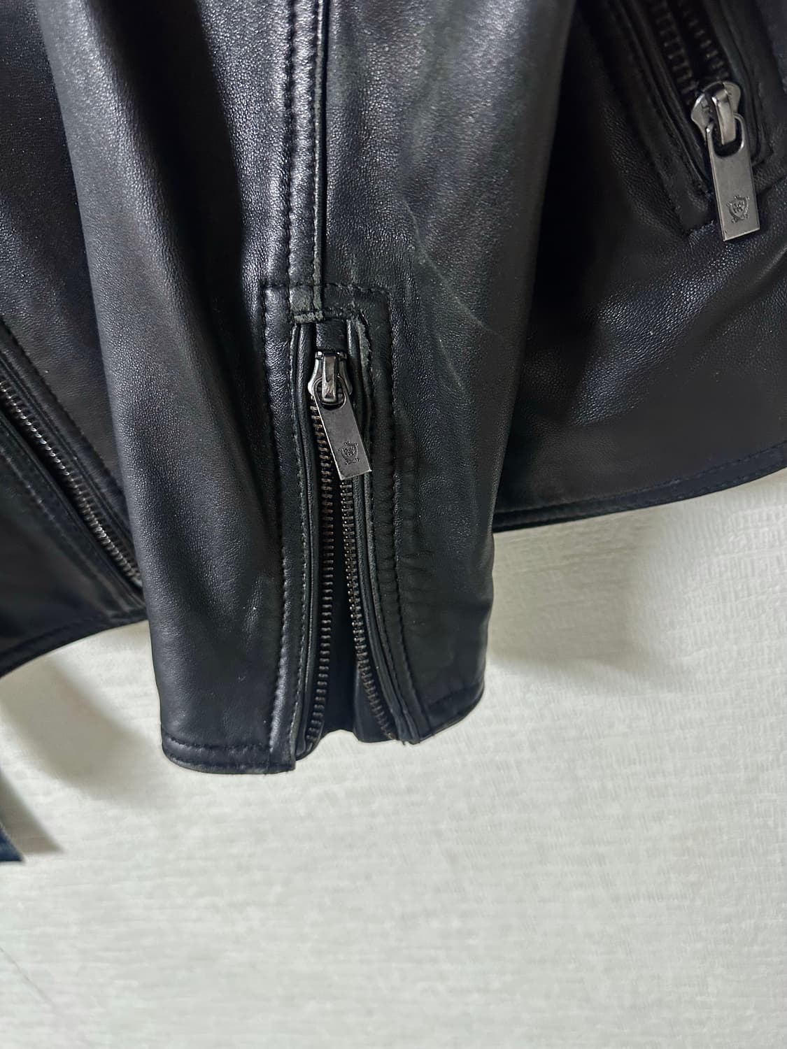 Massimo Dutti(마시모두띠) 올블랙 램스킨 레더자켓 상품이미지3