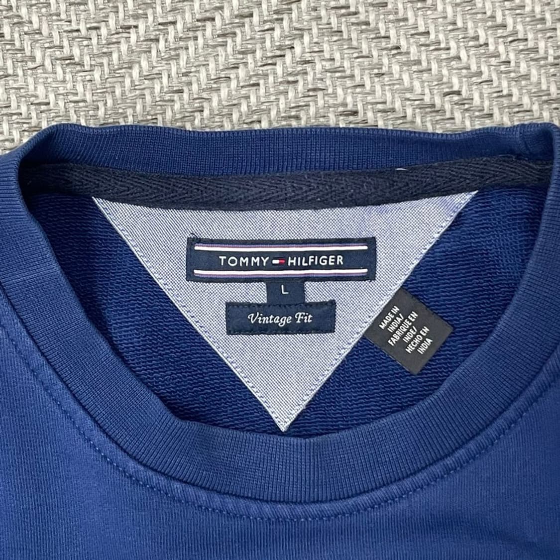 타미힐피거 자수 맨투맨 v0060 상품이미지6
