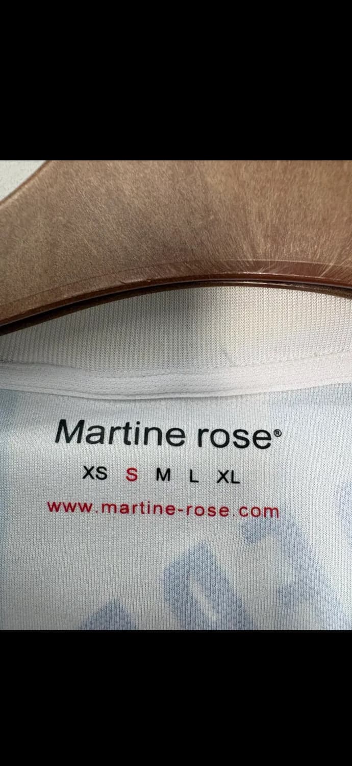 마틴로즈 트위스트 숏슬리브 풋볼탑 화이트 라이트블루 스트라이프 H1977 상품이미지4