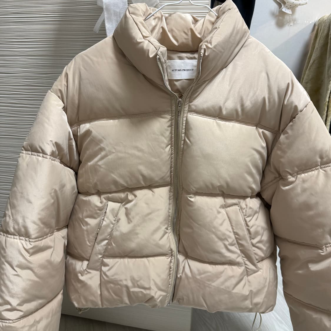 어텀 made 제작 숏패딩 베이지 autumn product 상품이미지3