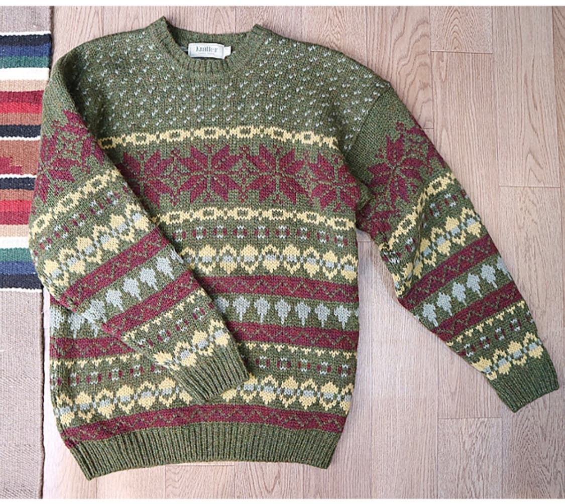 
영국 메이드 KNITTER 울100% 빈티지 스웨터

 상품이미지1
