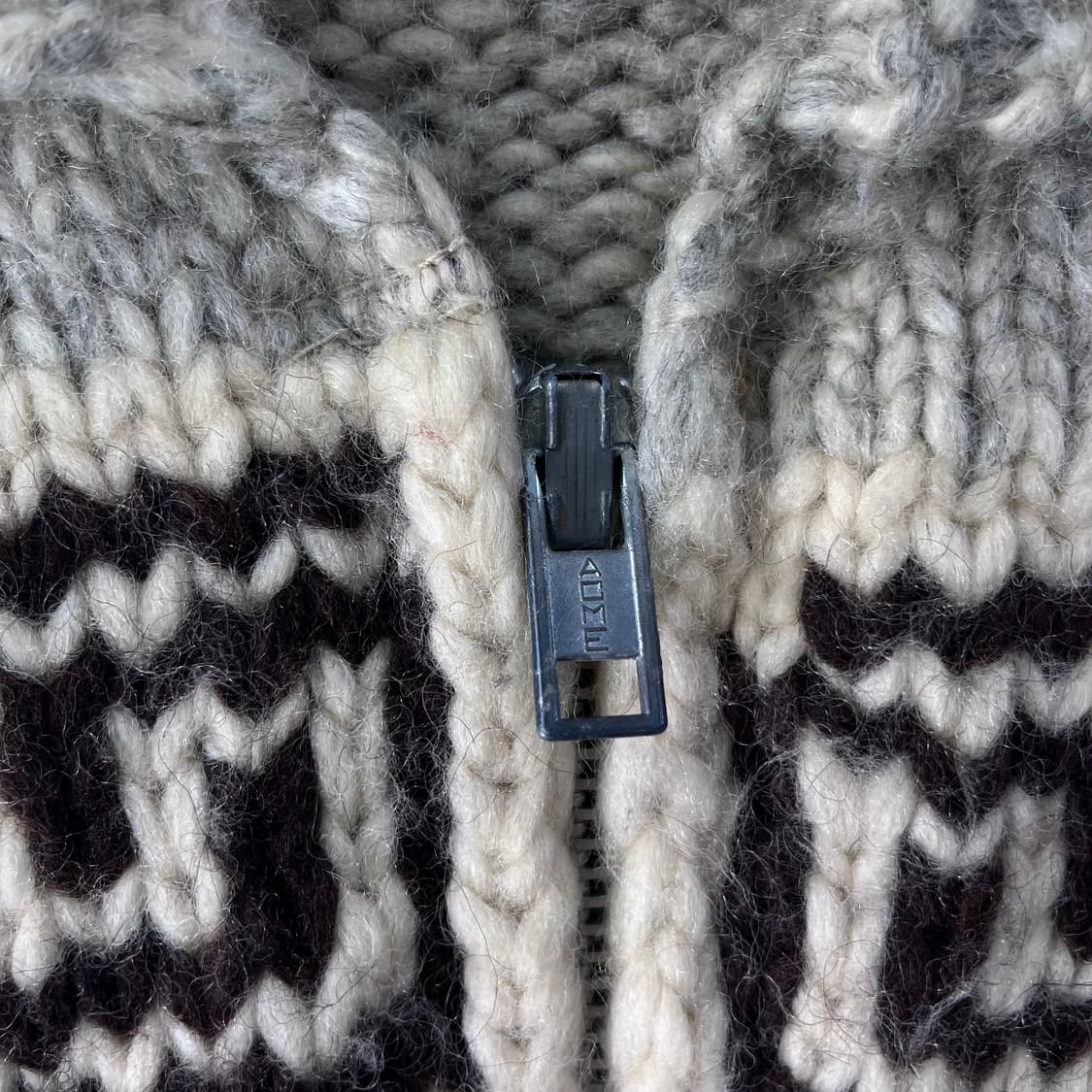 100 TUAK 캐나다 숄카라 코위찬 울 니트 집업 상품이미지3