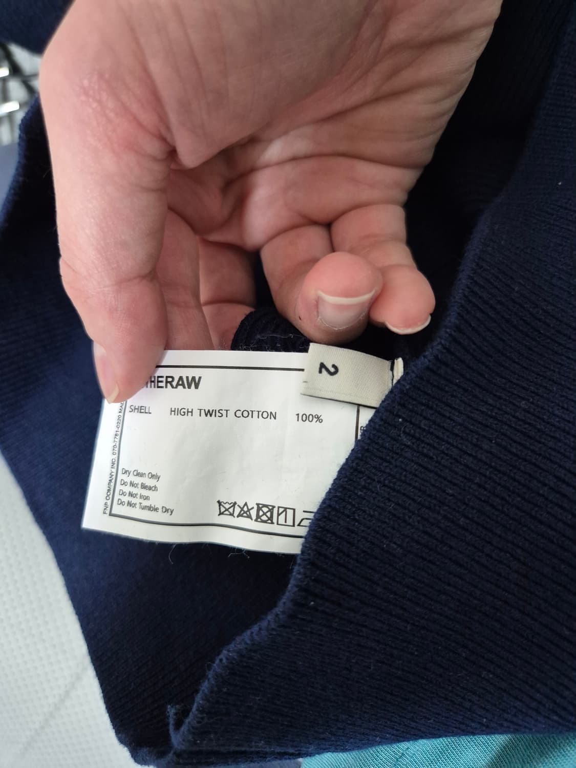 인더로우 코튼립 크루넥 니트 딥네이비 상품이미지4