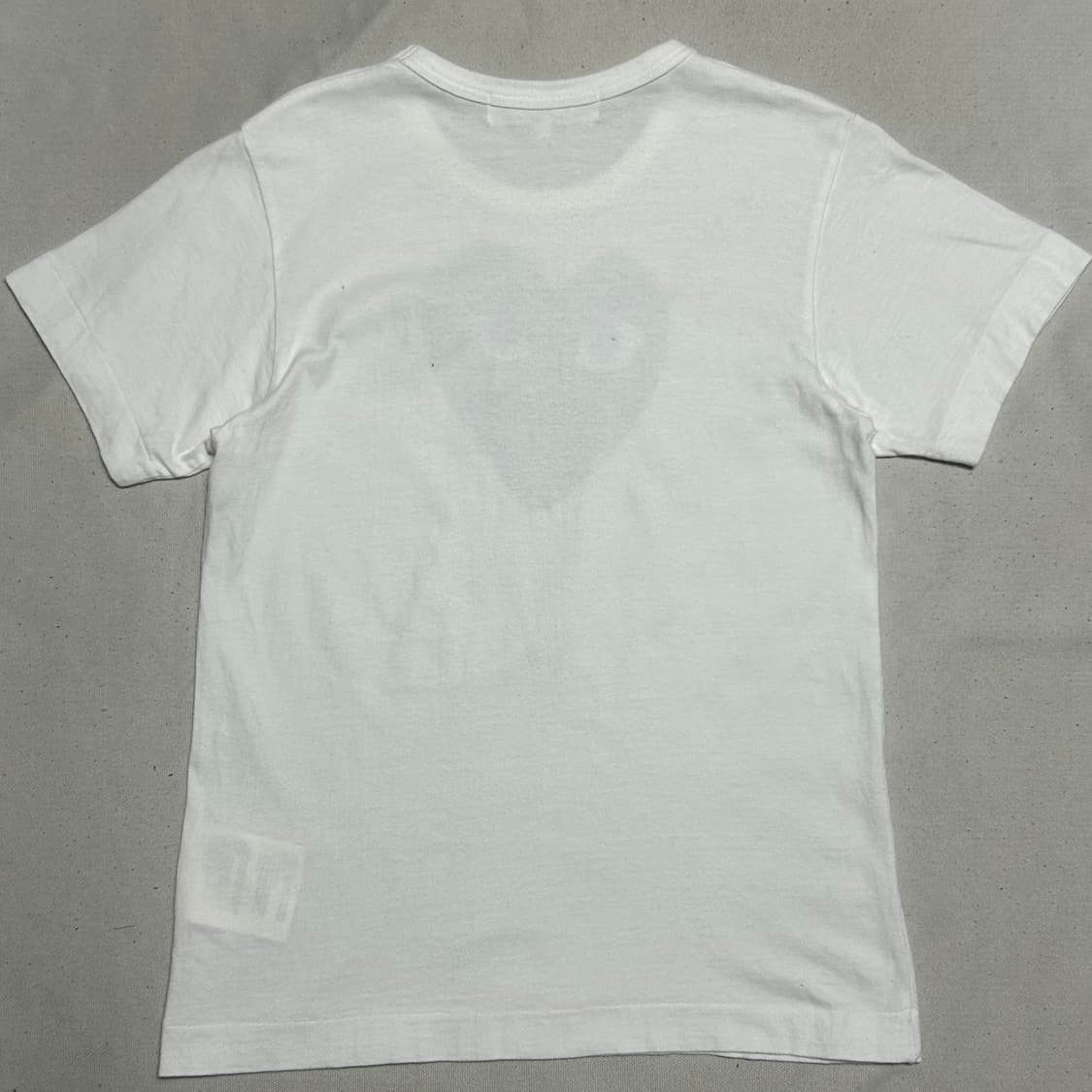 🫶🏻 꼼데가르송 블랙 하트 와펜 White 반팔티 🫶🏻 상품이미지3