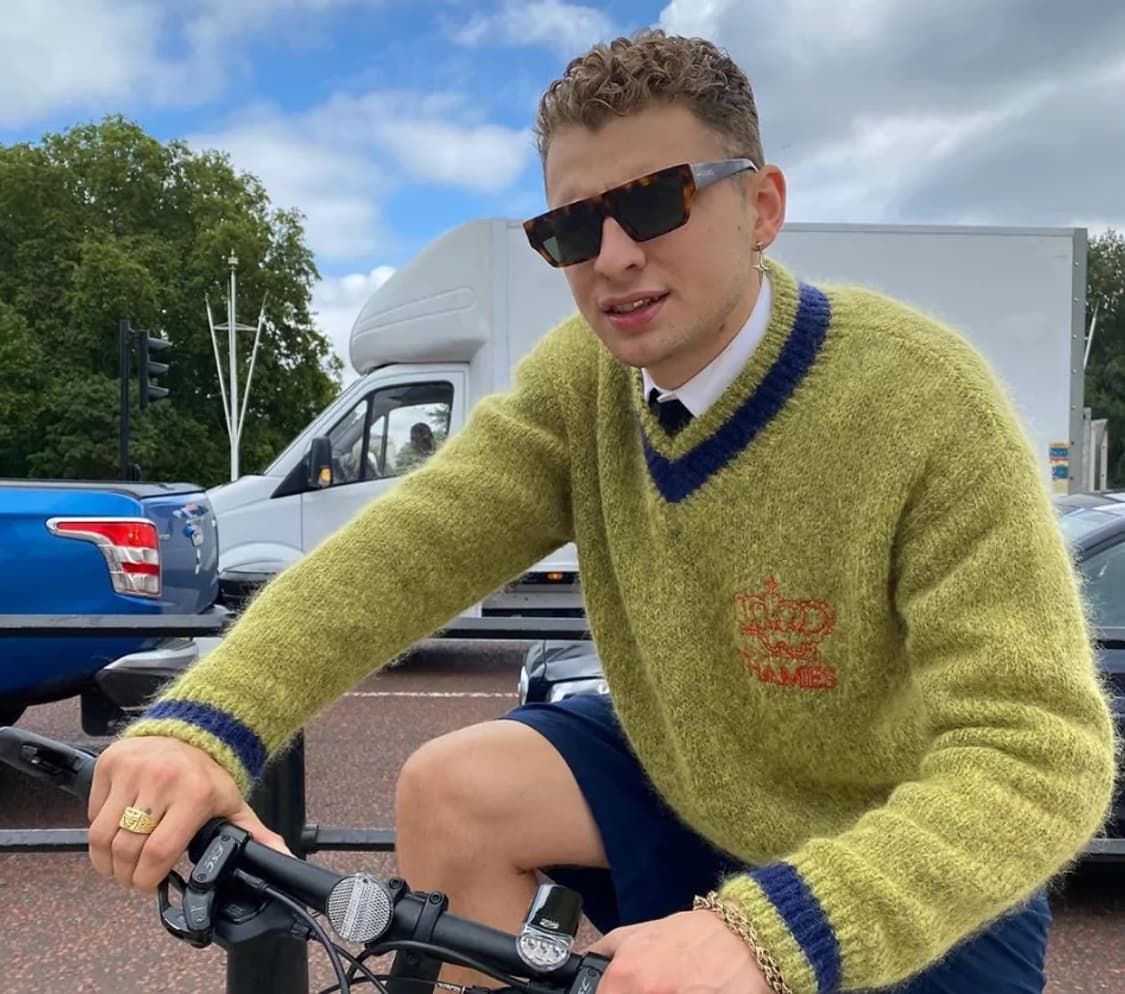 팔라스출신 디자이너 브랜드 THAMES 템즈 브이넥니트 M 판매 상품이미지6