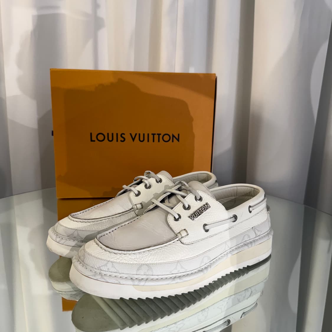 (9) 루이비통 모노그램 드라이빙 보트 슈트 상품이미지3